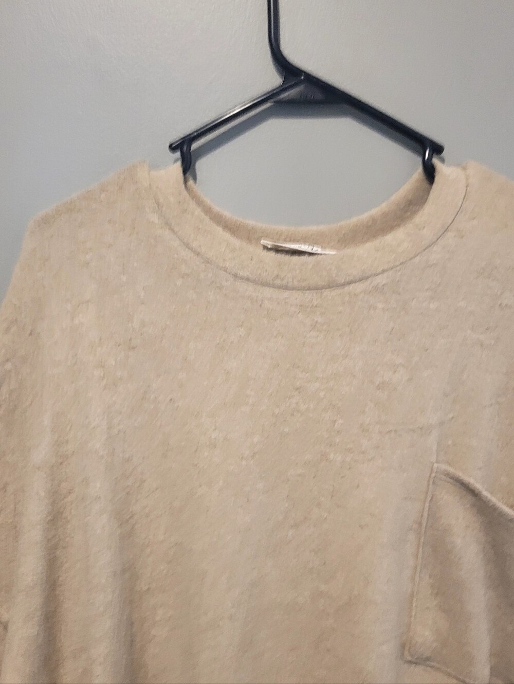 Zenana Boho Fall Beige Oversized Pocket Sweater Sz Small - Picture 4 of 7